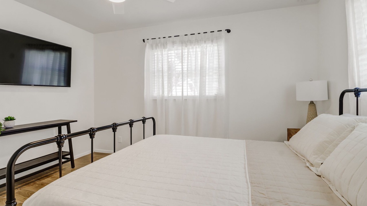 Photo of Bedroom in Lochmoor Waterway Estates