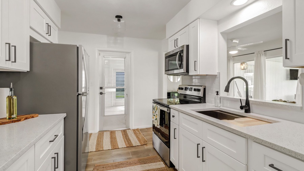 Photo of Kitchen in Lochmoor Waterway Estates
