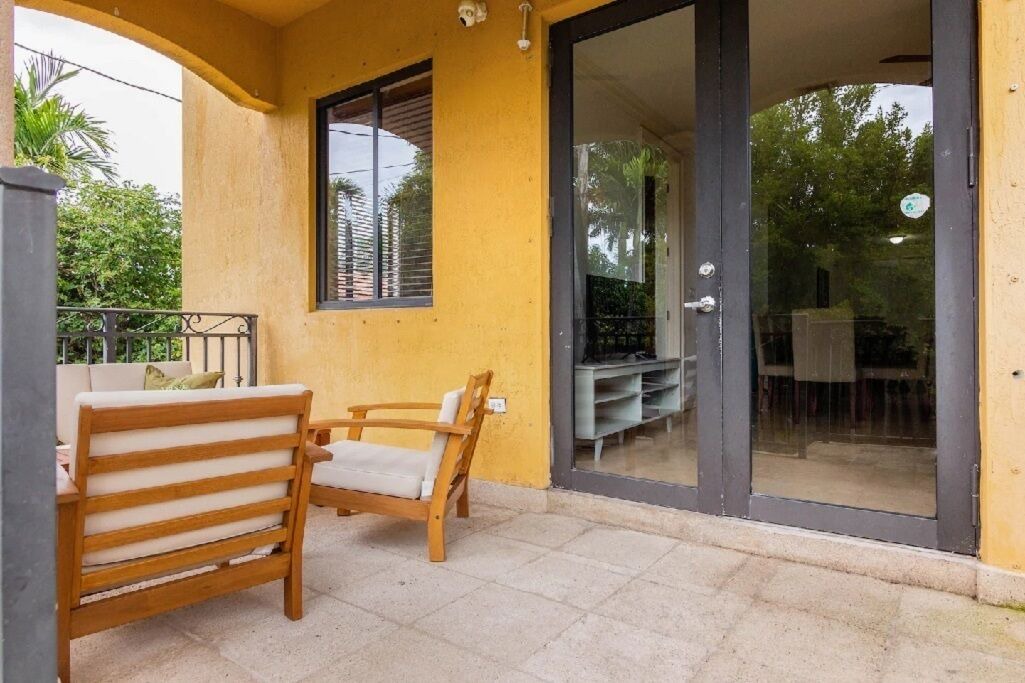 Photo of Patio Balcony in North Beach