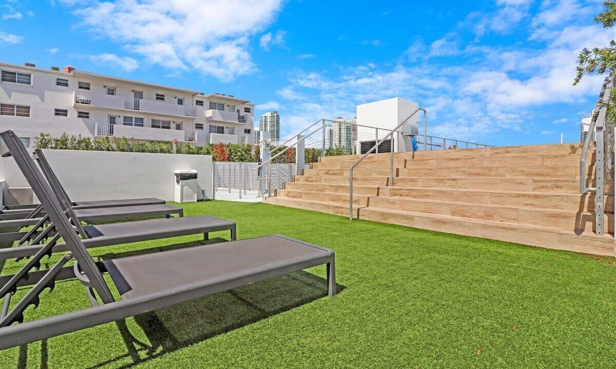 Photo of Patio Balcony in South Pointe