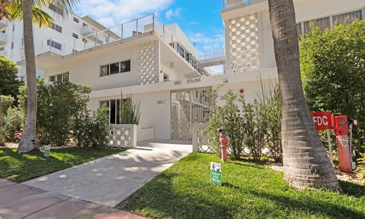 Photo of Outdoor in South Pointe