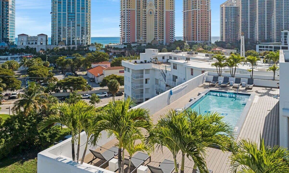 Photo of Outdoor in Sunny Isles Beach