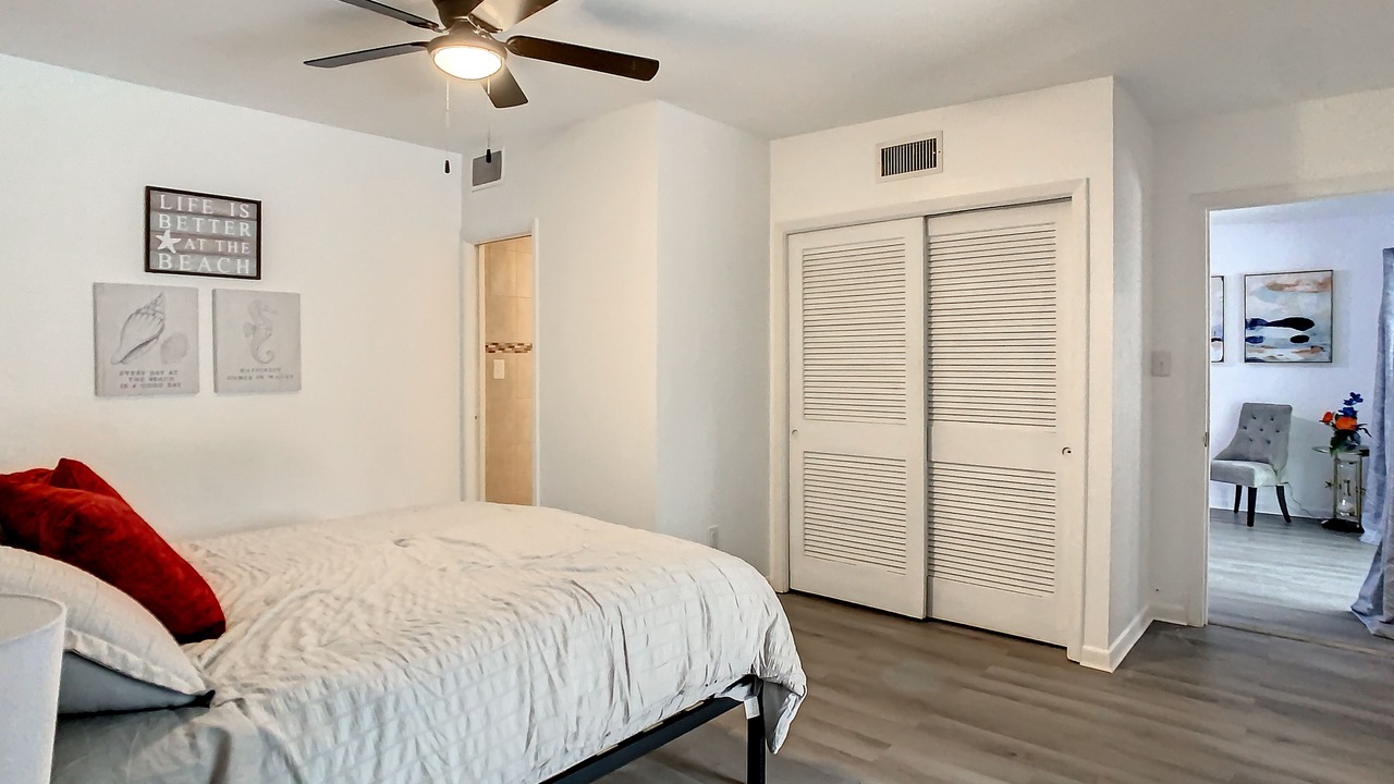 Photo of Bedroom in South Pinellas Community Council