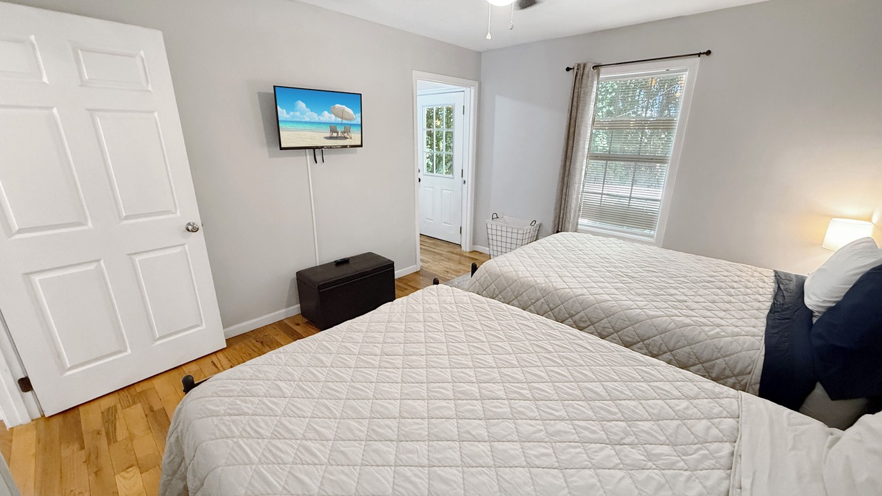 Photo of Bedroom in Guntersville