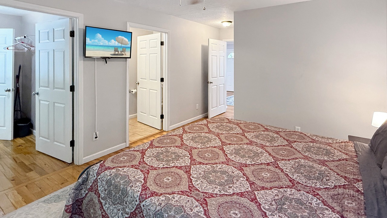 Photo of Bedroom in Guntersville
