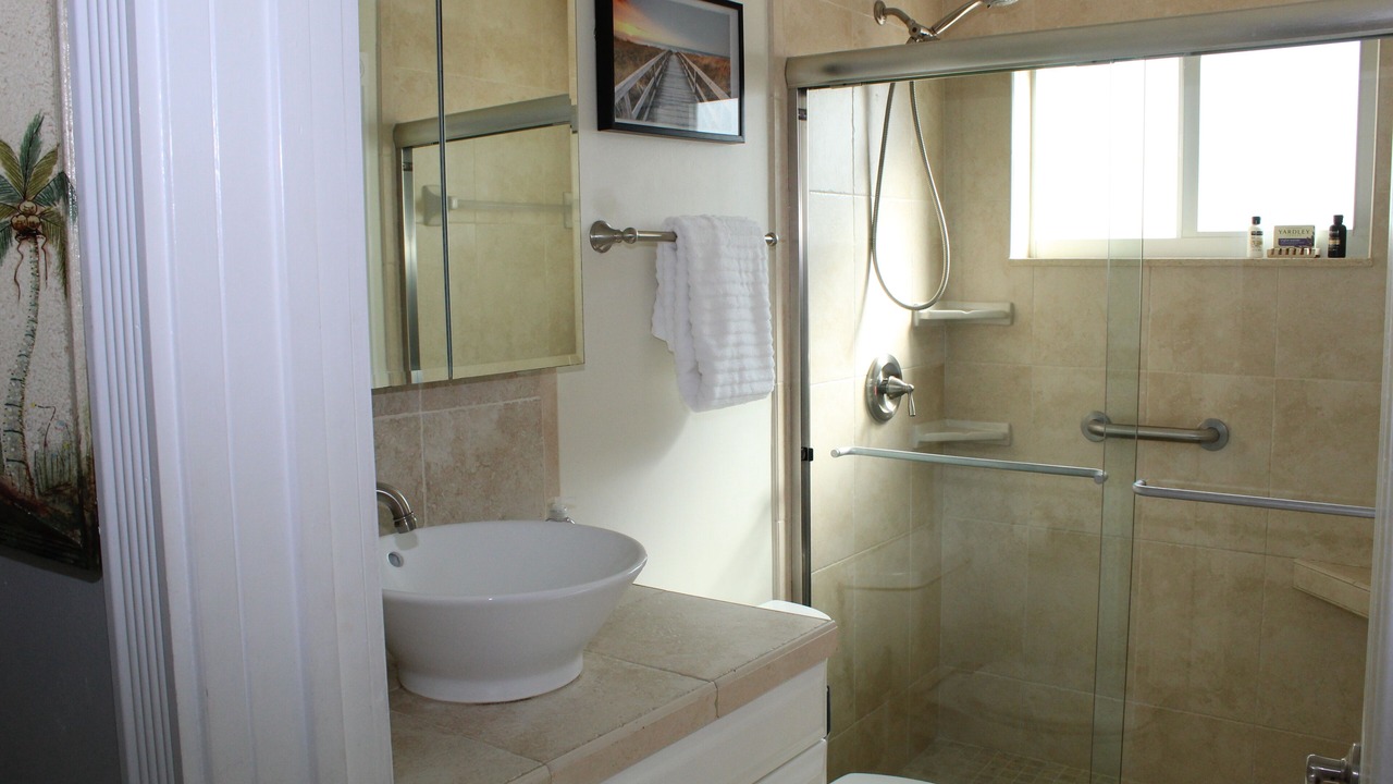 Photo of Bathroom in Indian Waterways