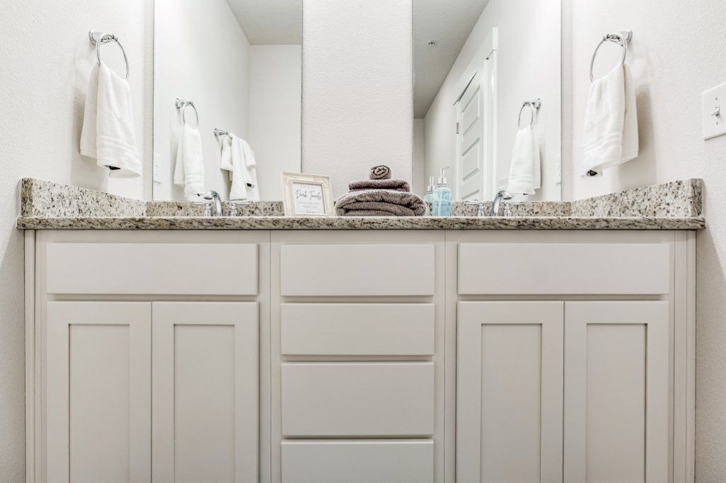 Photo of Bathroom in Pine Forest