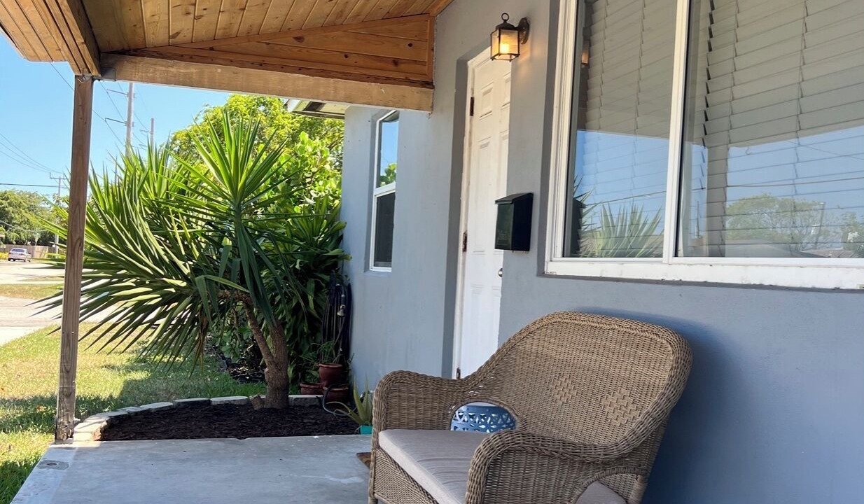 Photo of Patio Balcony in Royal Poinciana
