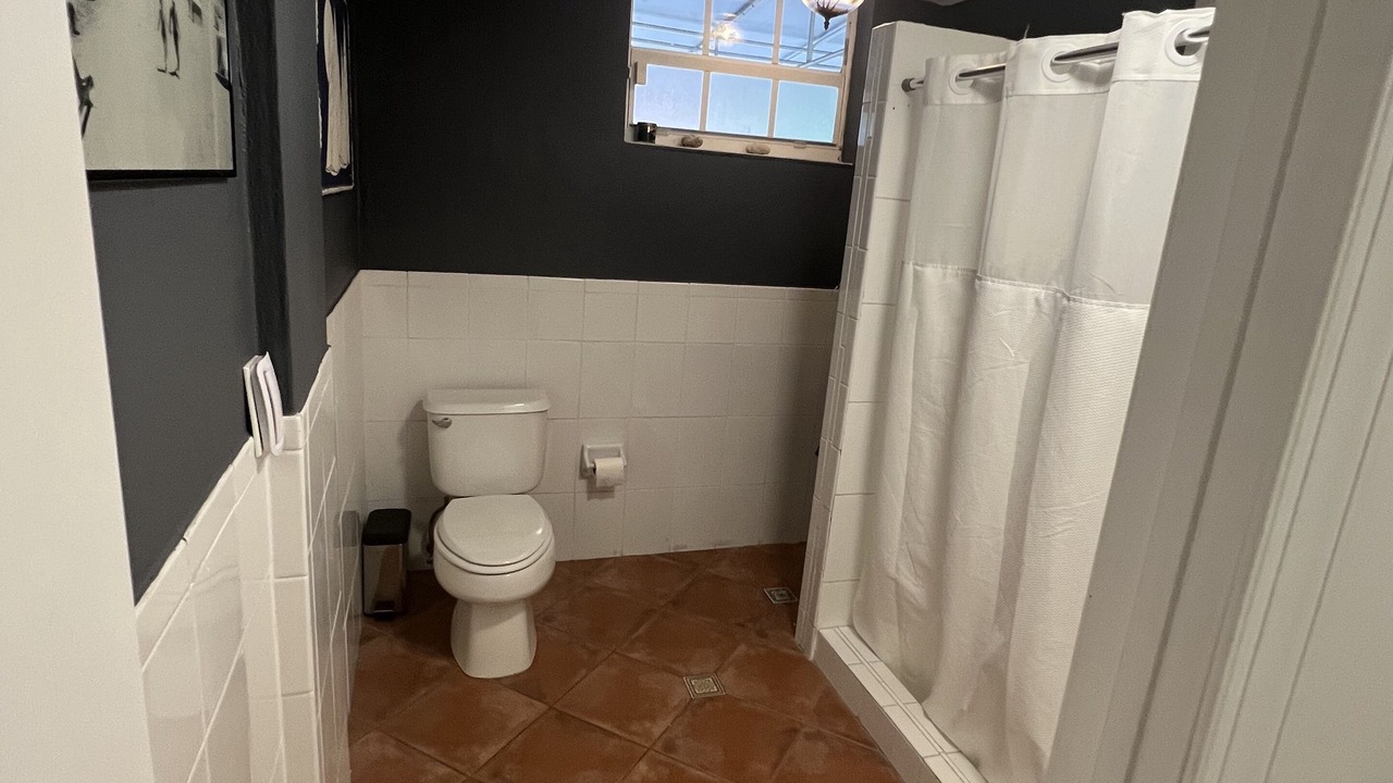 Photo of Bathroom in Little Havana