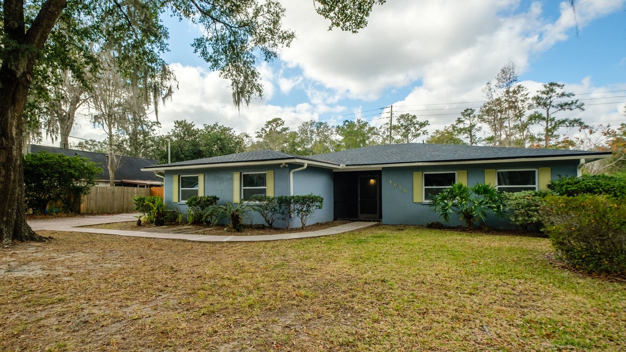 Photo of Outdoor in Gainesville
