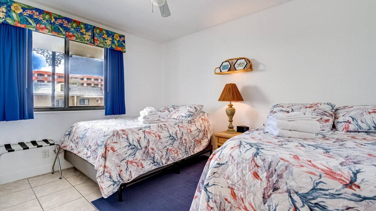 Photo of Bedroom in Redington Beach