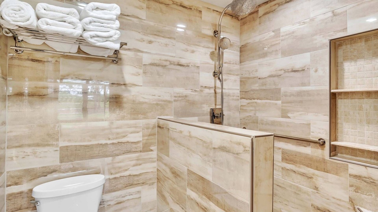 Photo of Bathroom in Fairway Village