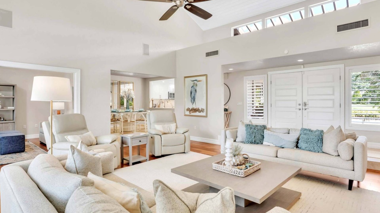 Photo of Bedroom in Fairway Village