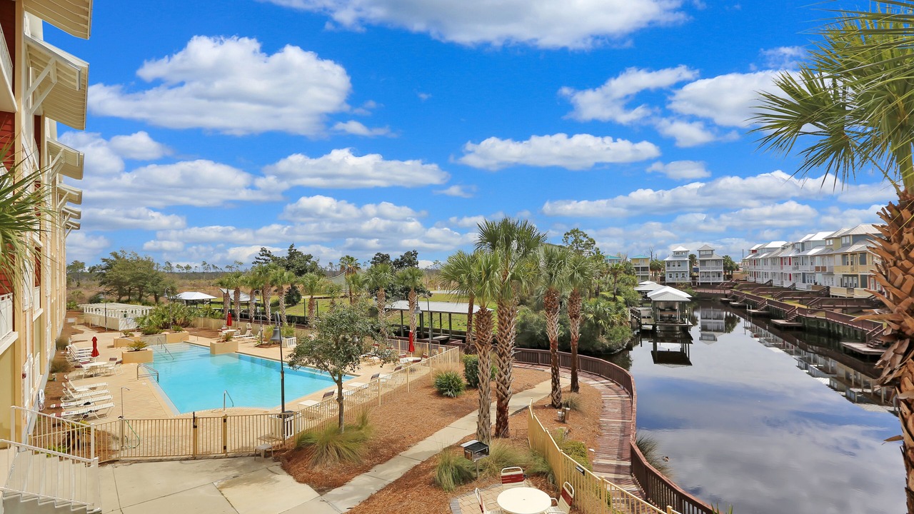 Photo of Patio Balcony in Waterside Village