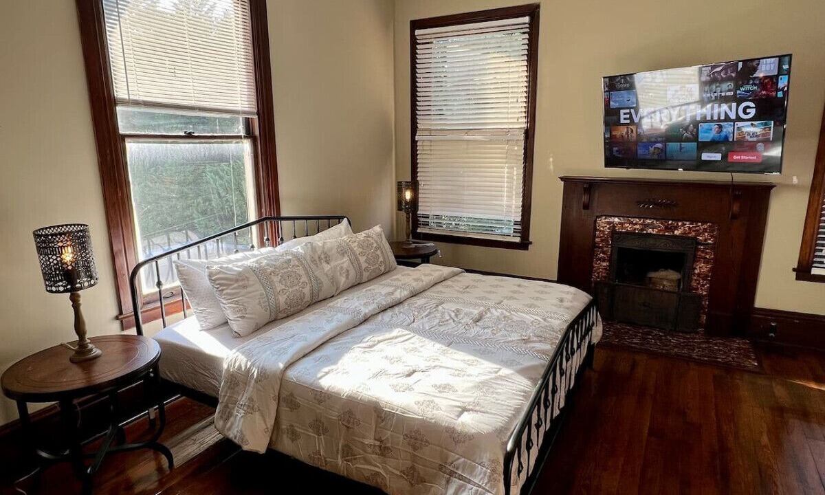 Photo of Bedroom in Five Points South