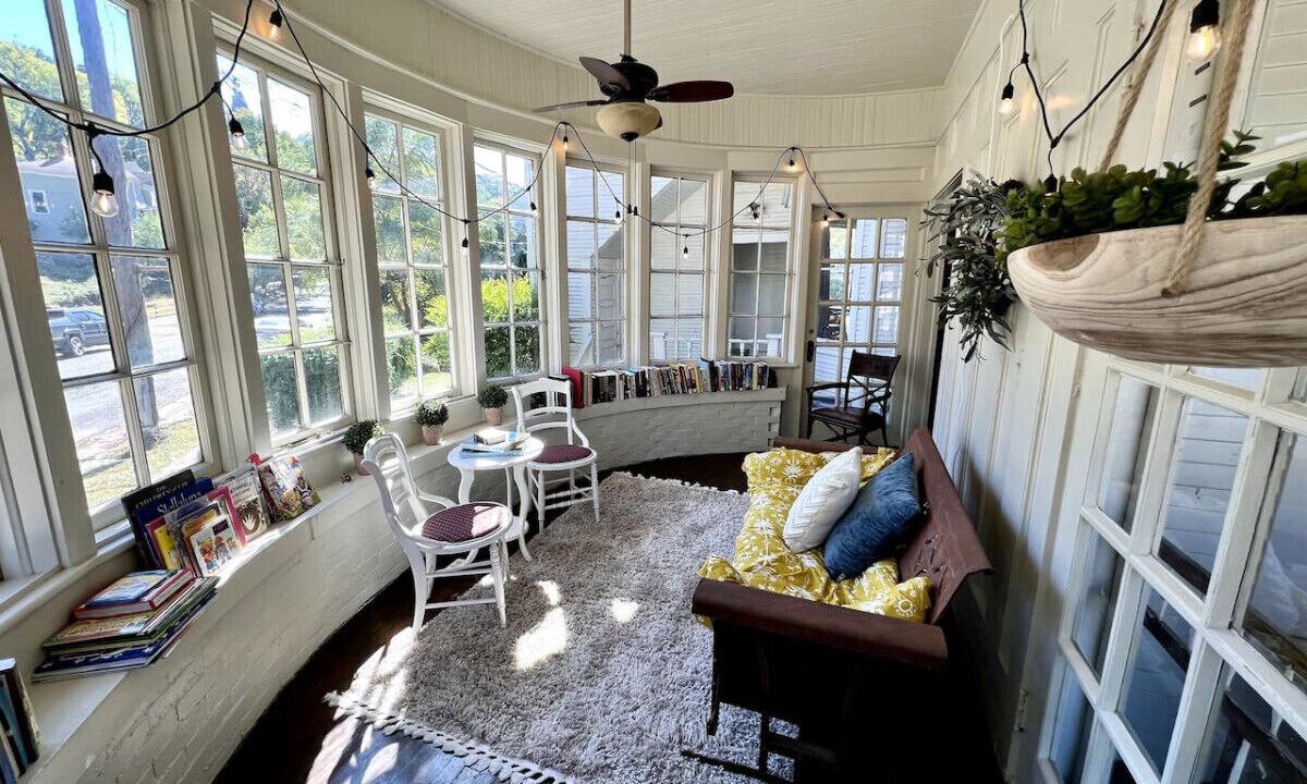 Photo of Livingroom in Five Points South