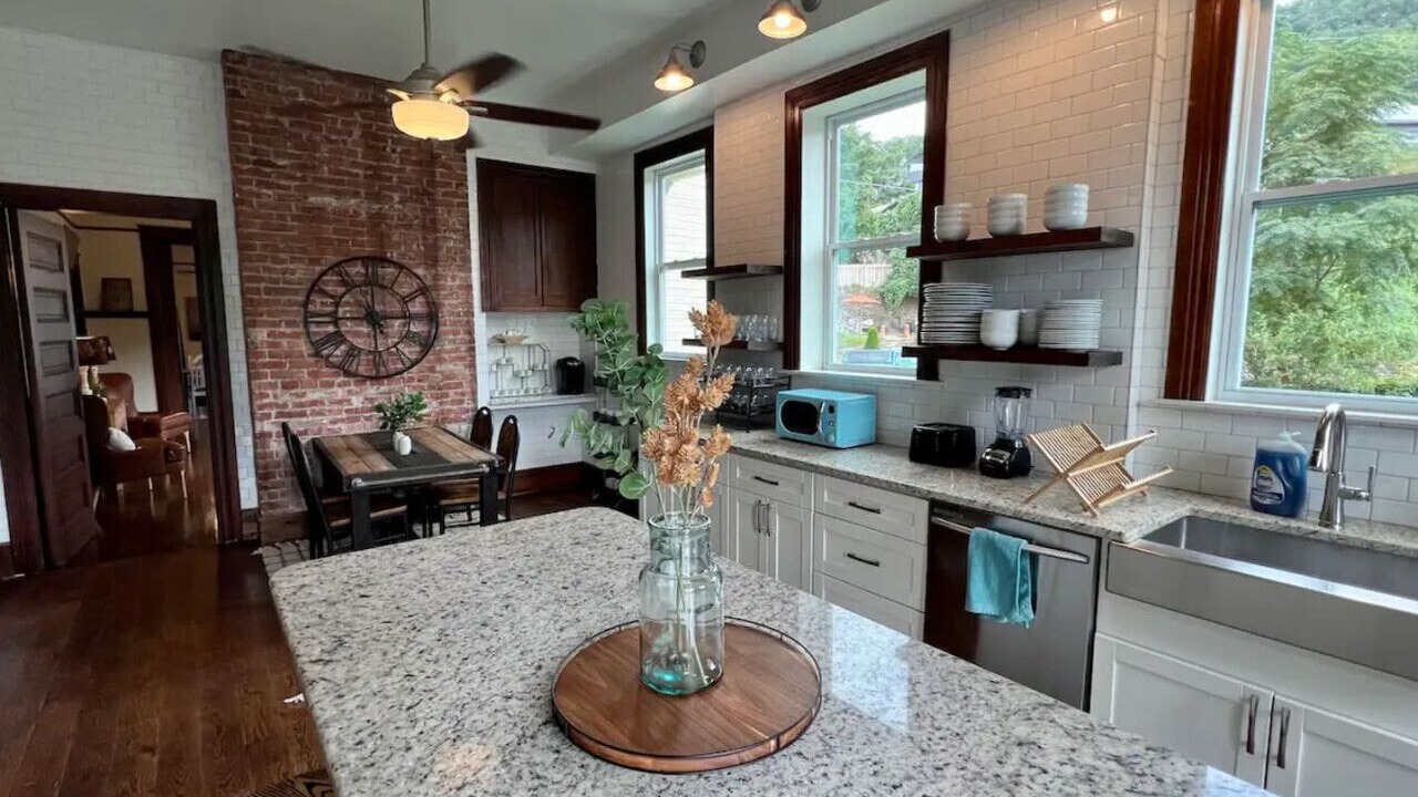 Photo of Kitchen in Five Points South
