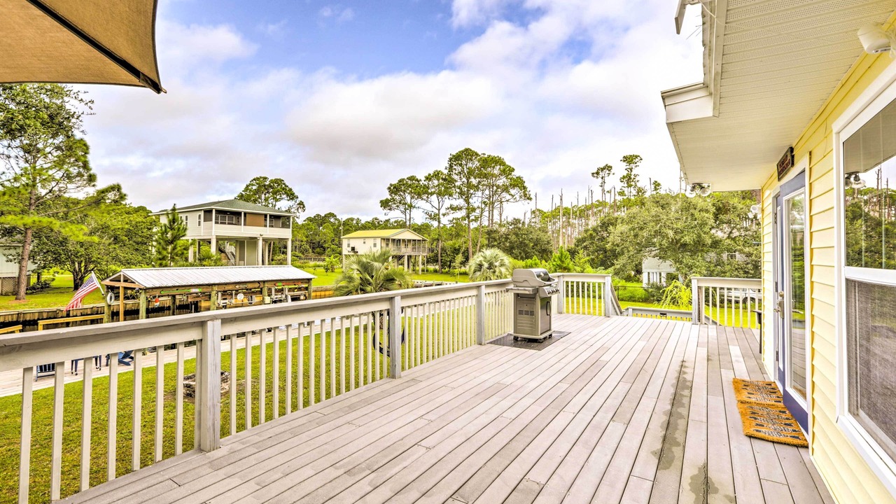 Photo of Patio Balcony in Ochlockonee Bay