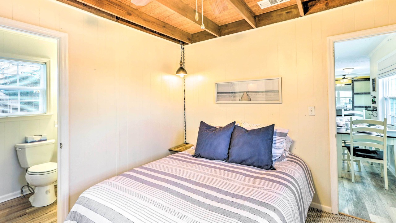 Photo of Bedroom in Ochlockonee Bay