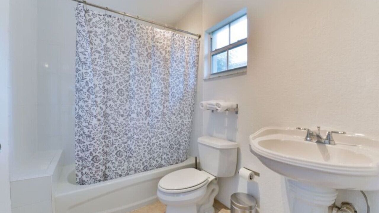 Photo of Bathroom in Buena Vista