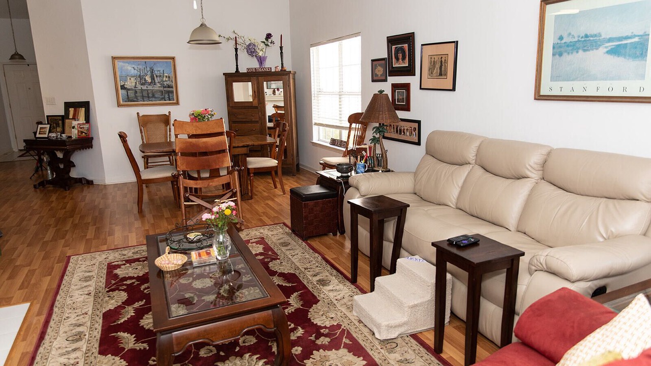Photo of Livingroom in Tallahassee
