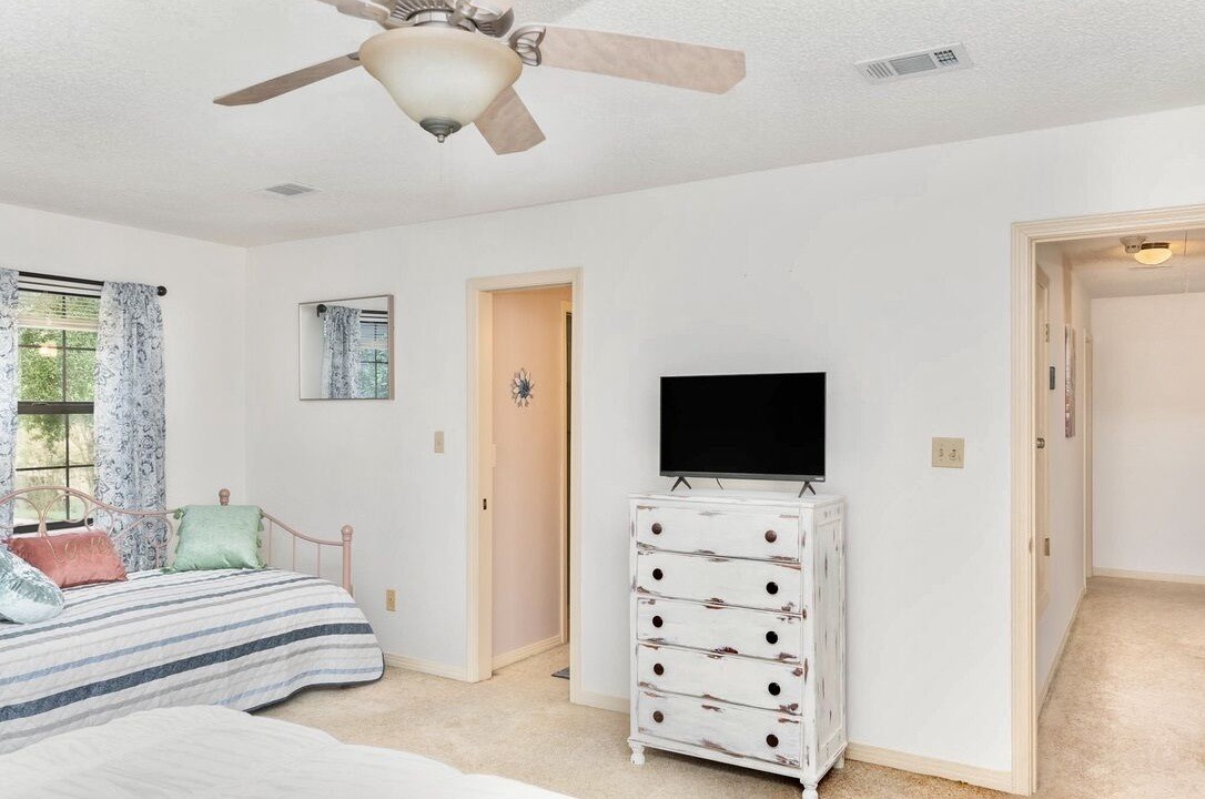 Photo of Bedroom in Northeast Pensacola