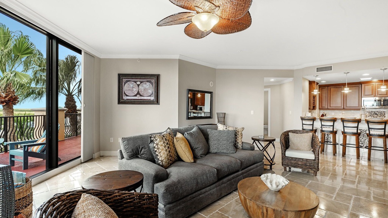 Photo of Livingroom in Cape Harbour