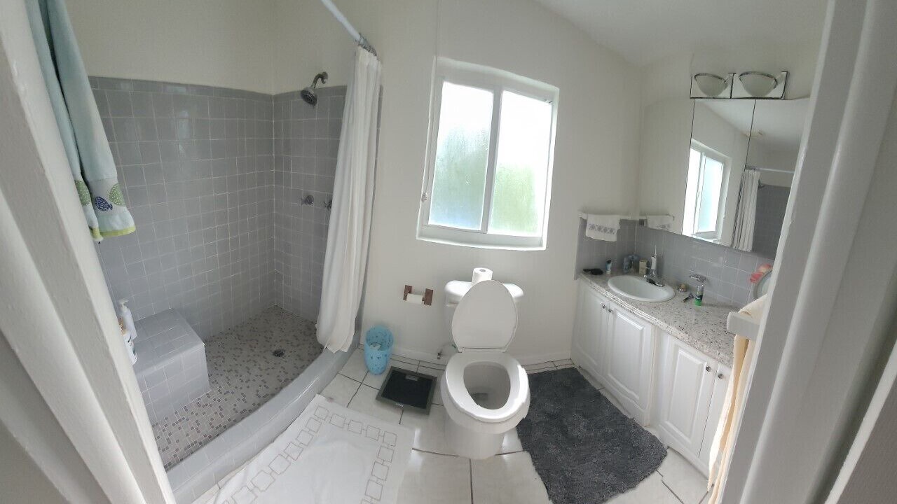 Photo of Bathroom in Islamorada