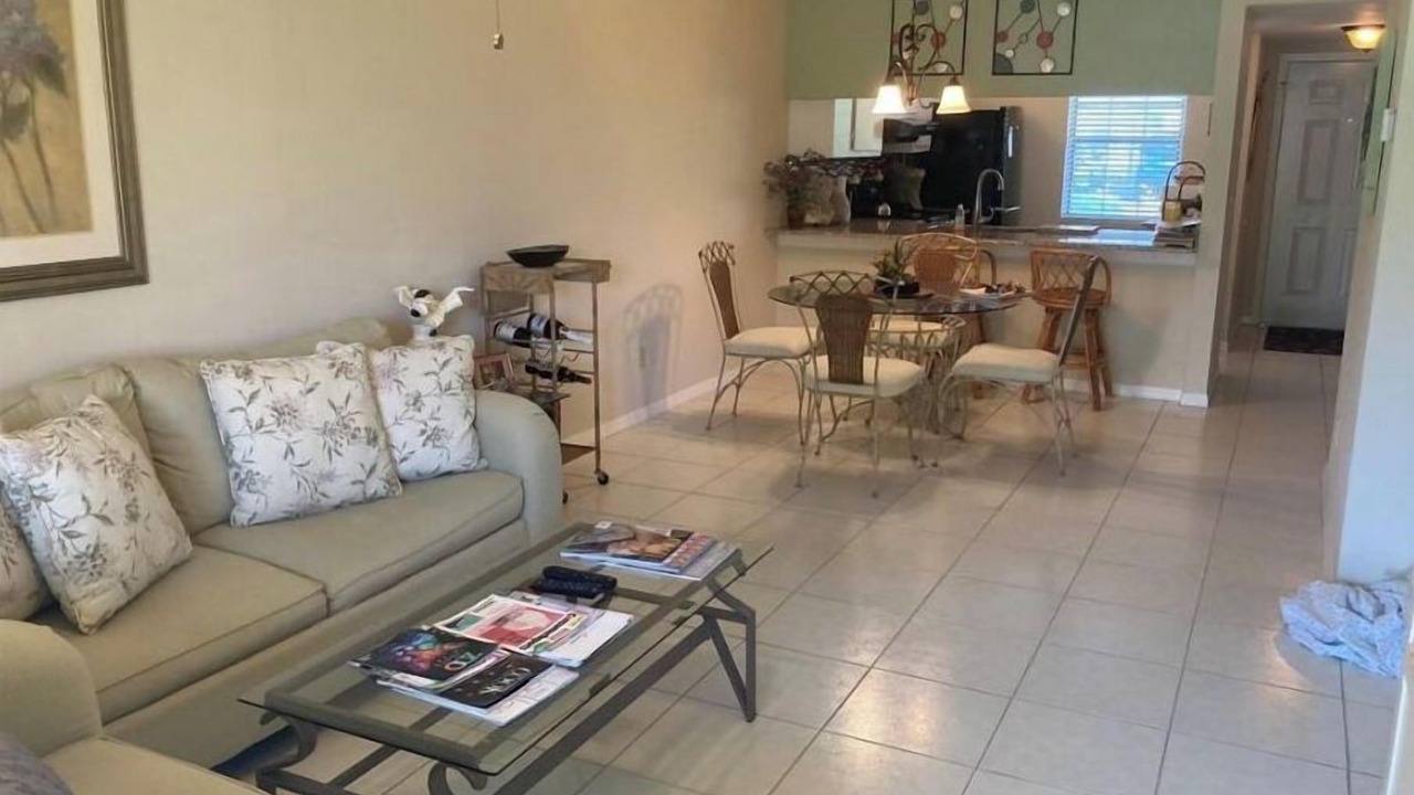 Photo of Livingroom in Kings Lake