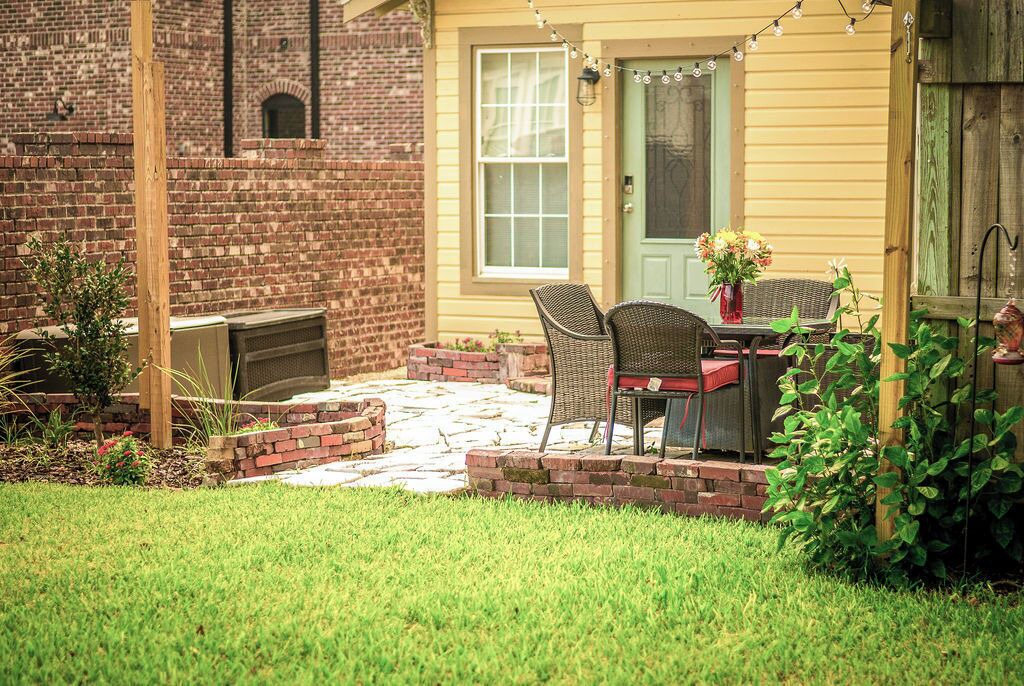 Photo of Outdoor in Old East Hill