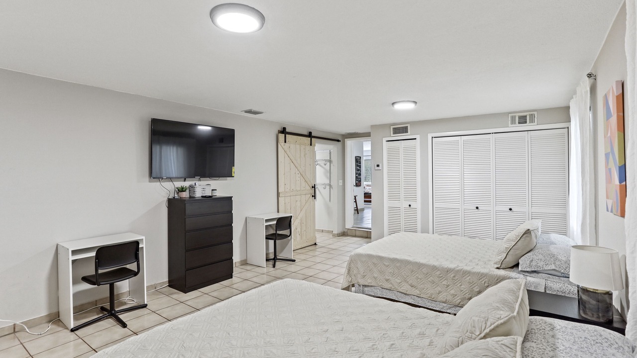 Photo of Bedroom in Coral Terrace
