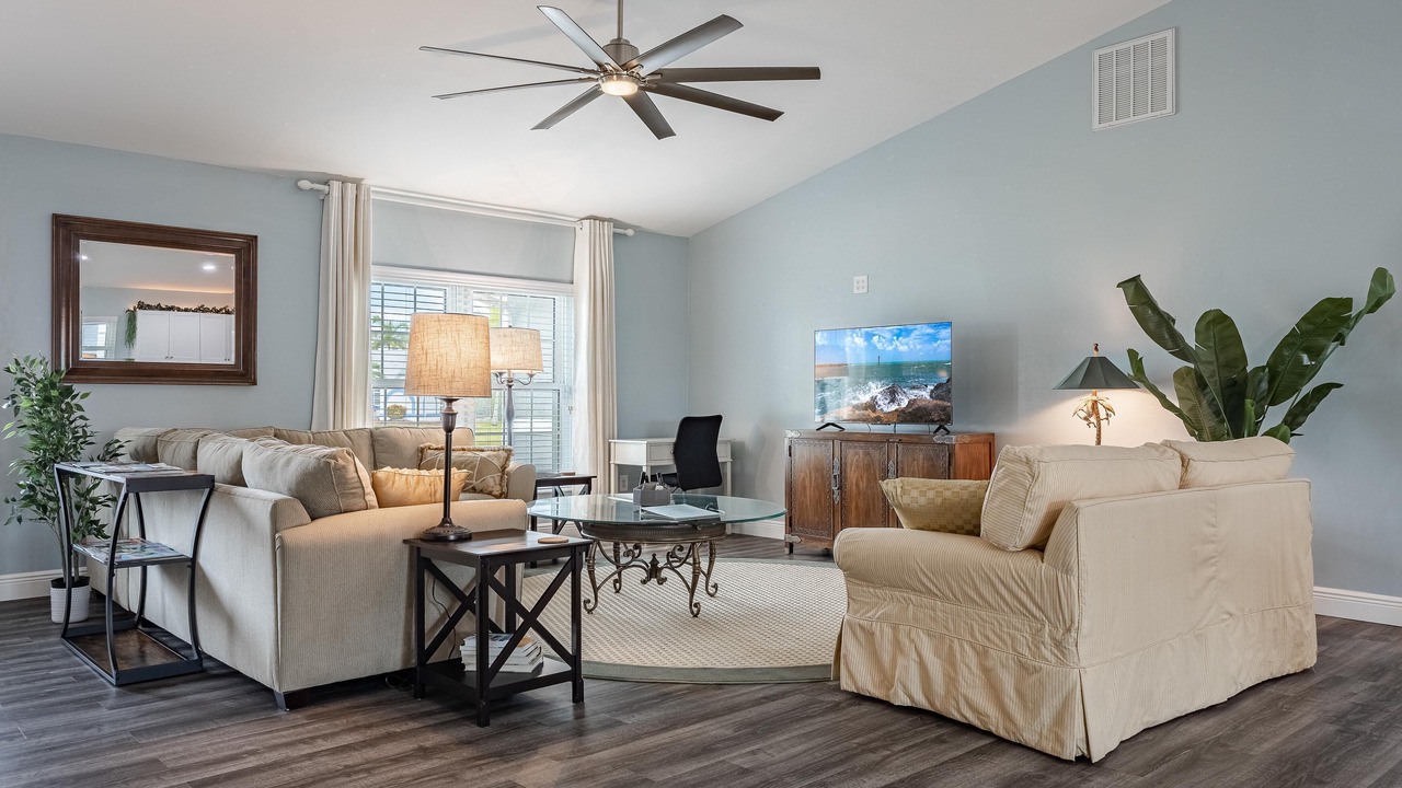 Photo of Bedroom in Pelican