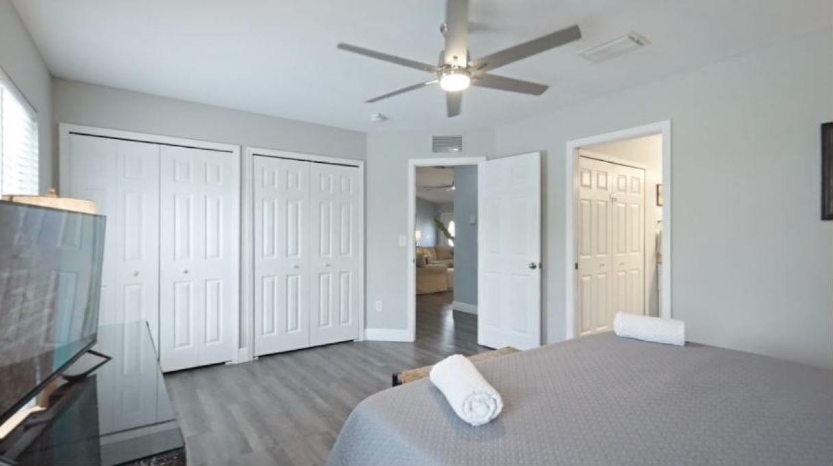 Photo of Bedroom in Pelican