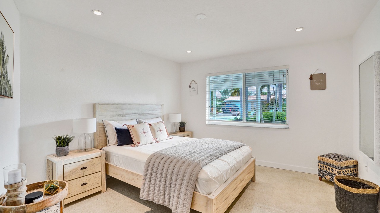 Photo of Bedroom in Cypress Lakes