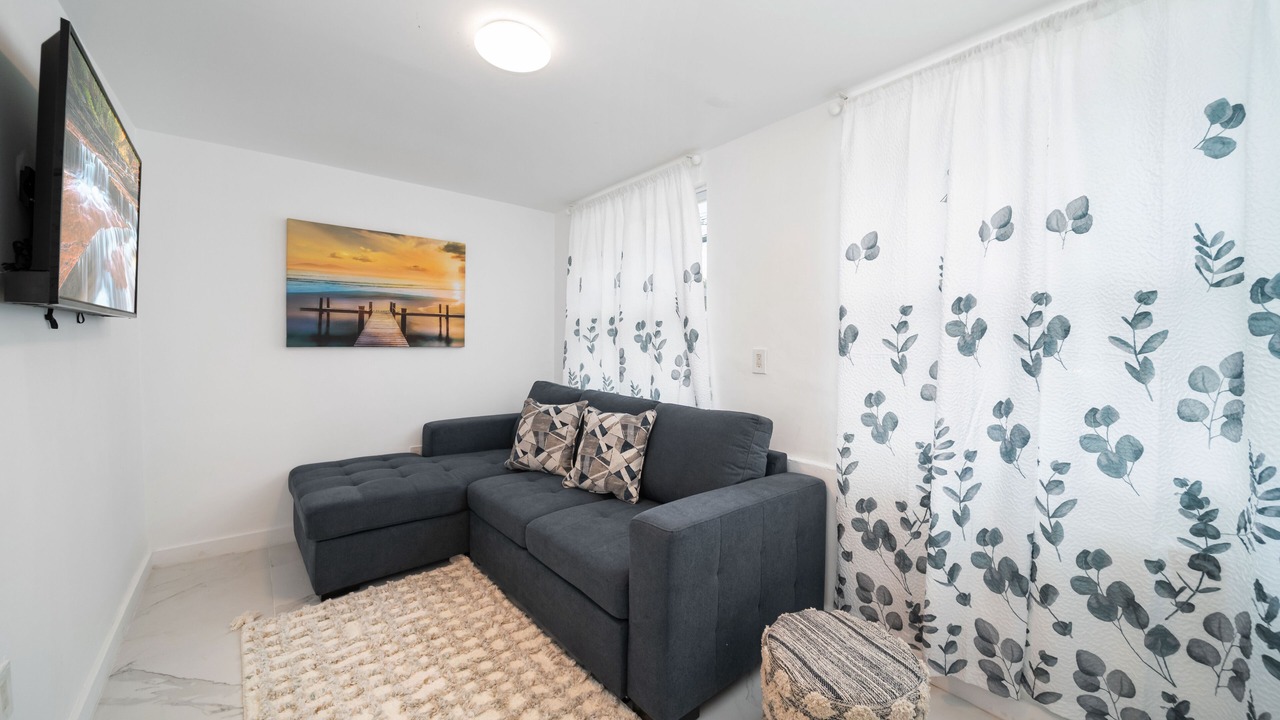 Photo of Livingroom in Little Havana