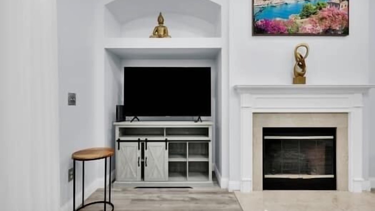 Photo of Bedroom in Westside