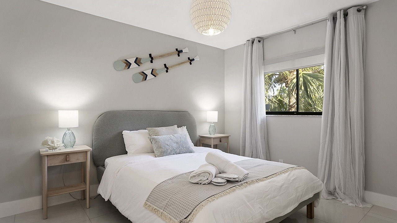 Photo of Bedroom in Dania Beach