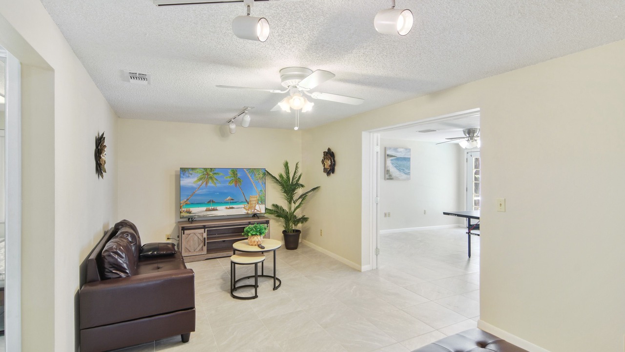 Photo of Livingroom in Greater Northdale