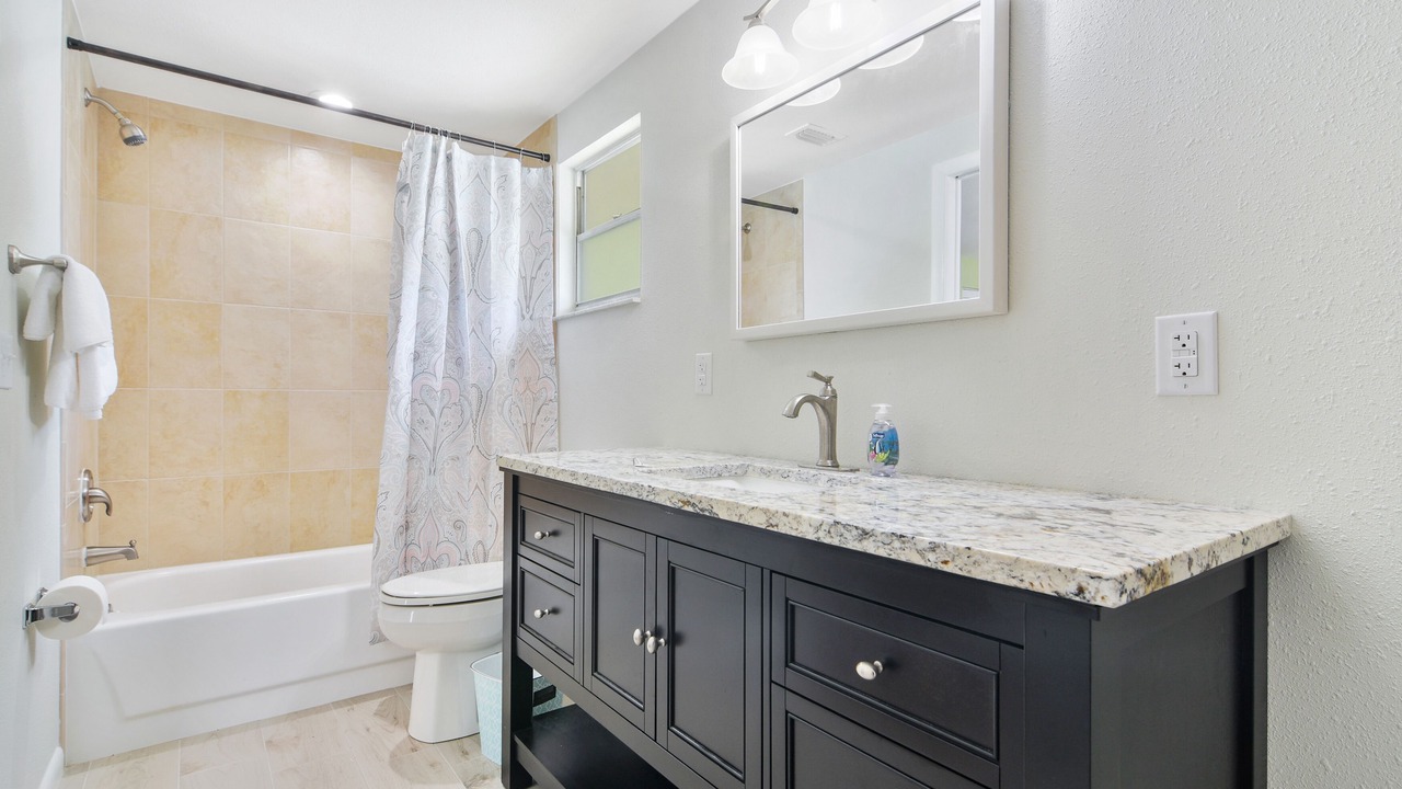 Photo of Bathroom in Greater Northdale