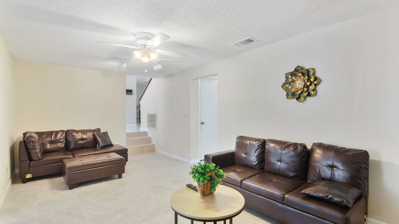 Photo of Livingroom in Greater Northdale