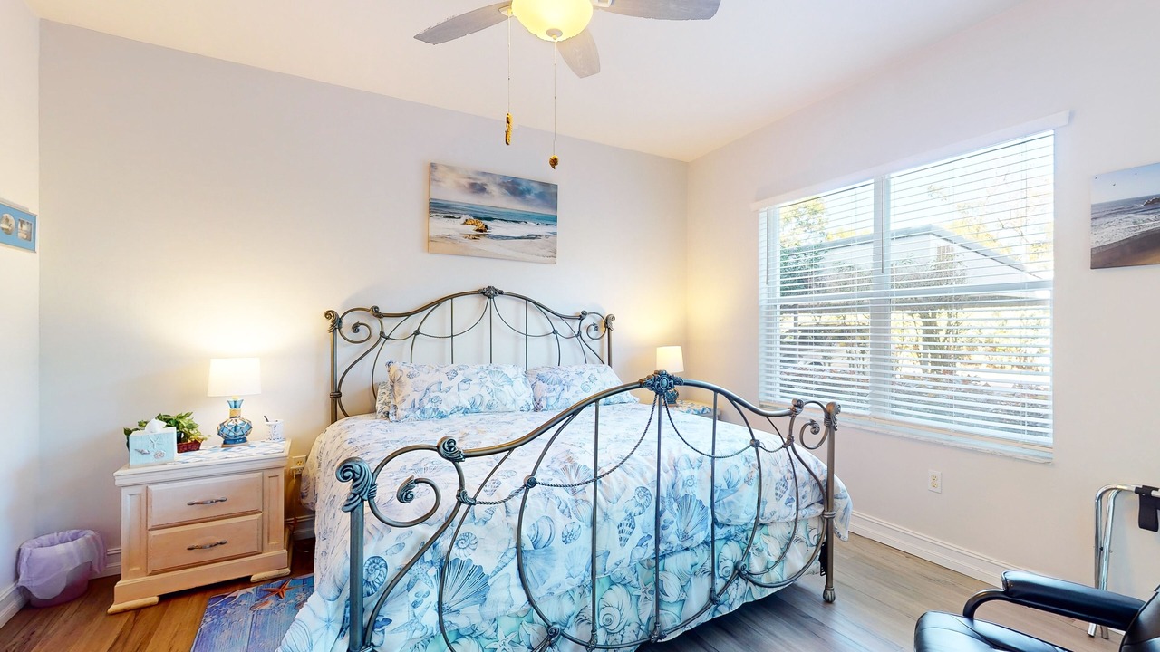 Photo of Bedroom in Vanderbilt Beach