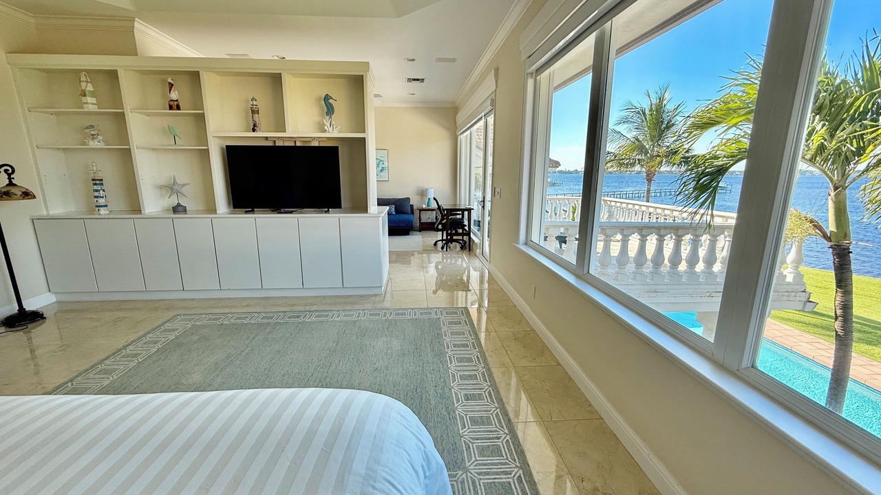 Photo of Bedroom in Stuart
