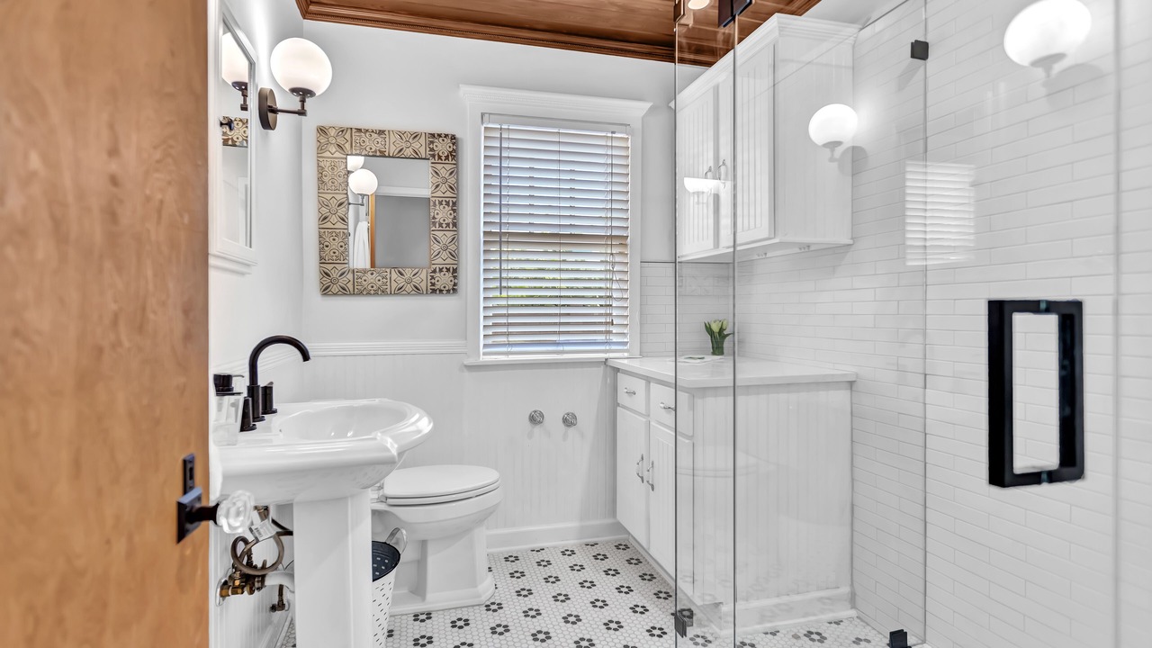 Photo of Bathroom in Pineapple Grove Arts District