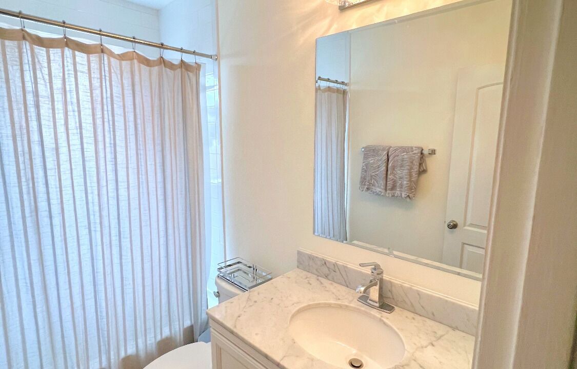 Photo of Bathroom in Navy Point