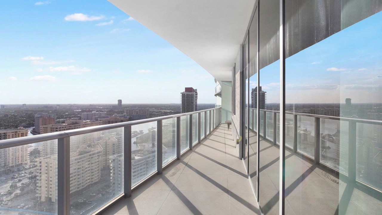 Photo of Outdoor in Hallandale Beach