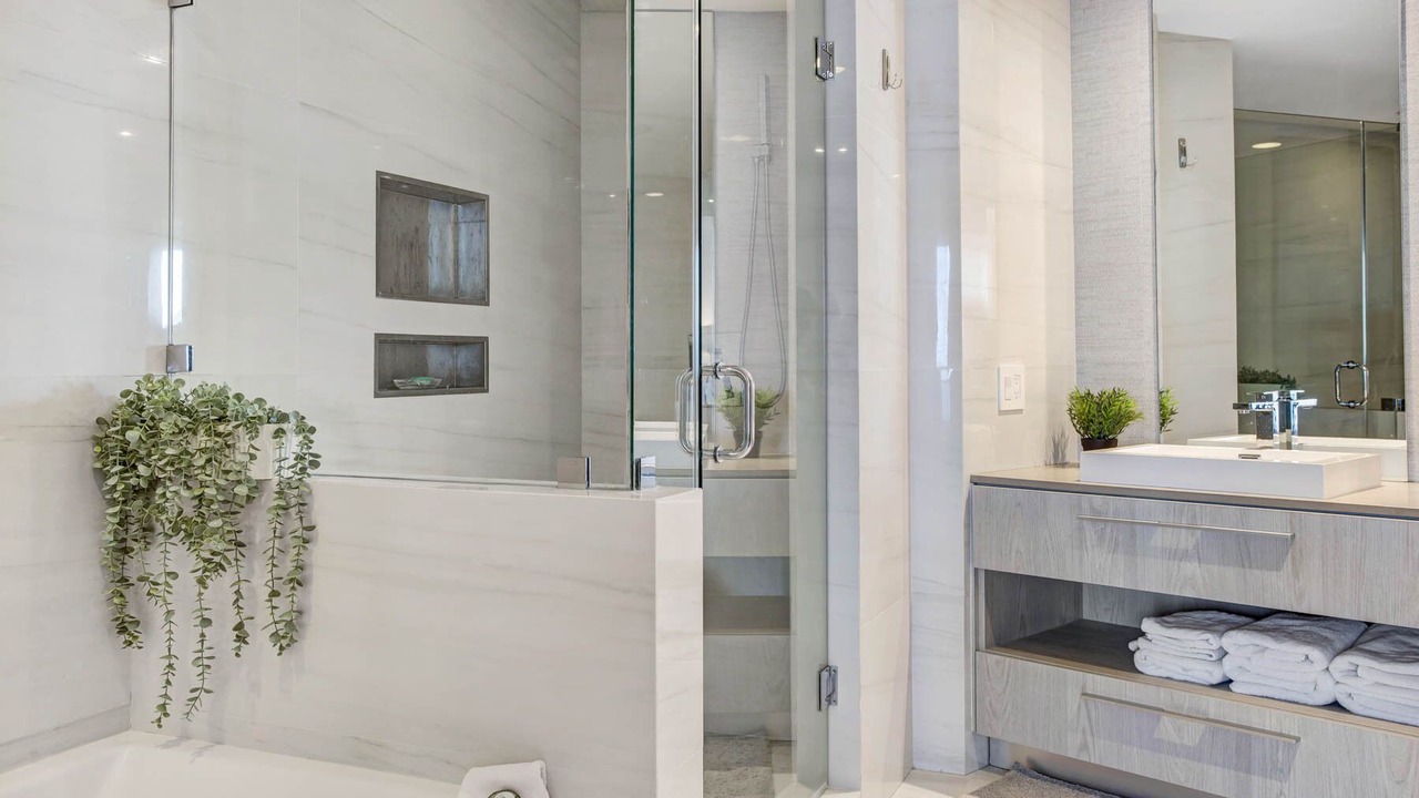 Photo of Bathroom in Hallandale Beach