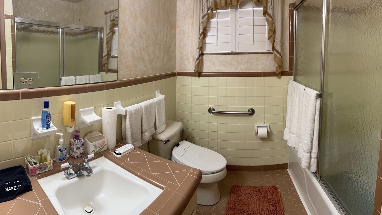 Photo of Bathroom in Live Oak