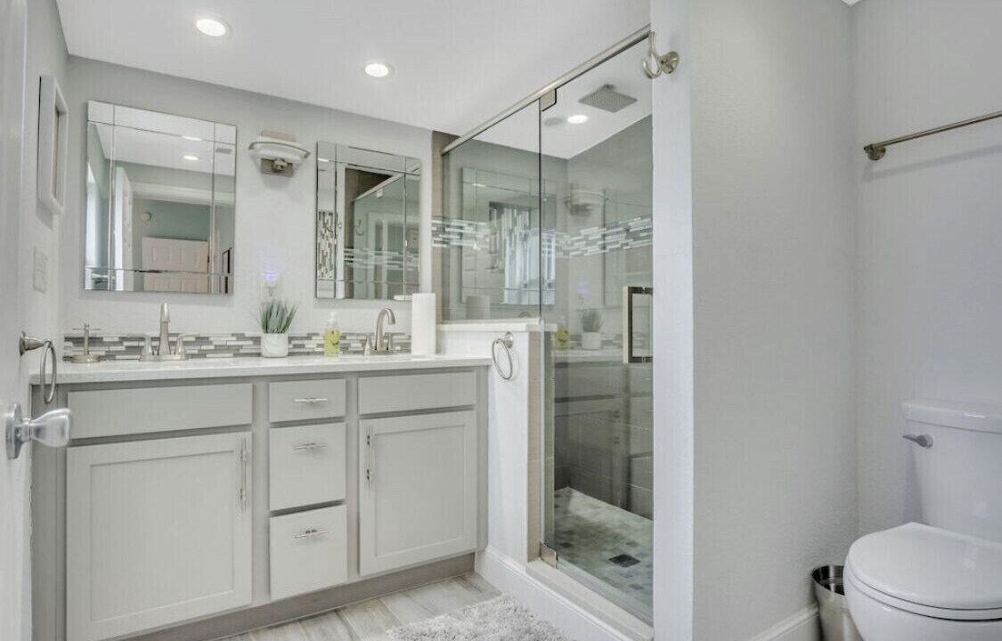 Photo of Bathroom in Redington Beach