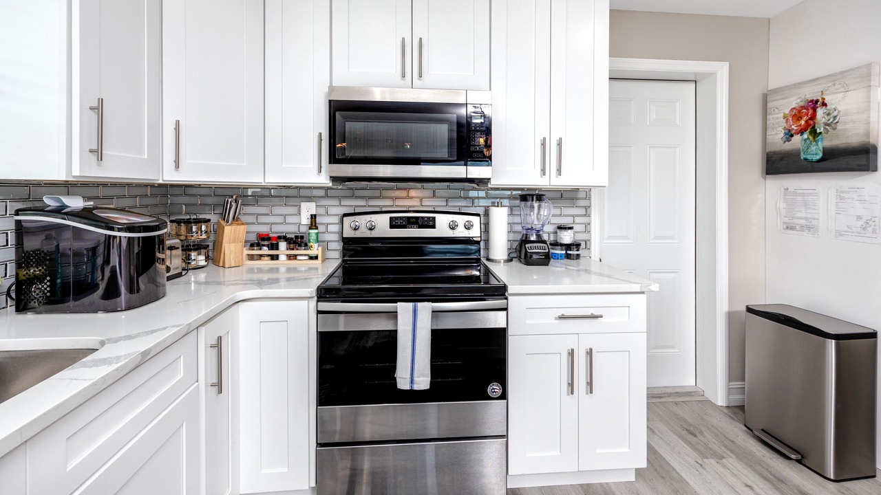 Photo of Kitchen in Lake Shore Estates