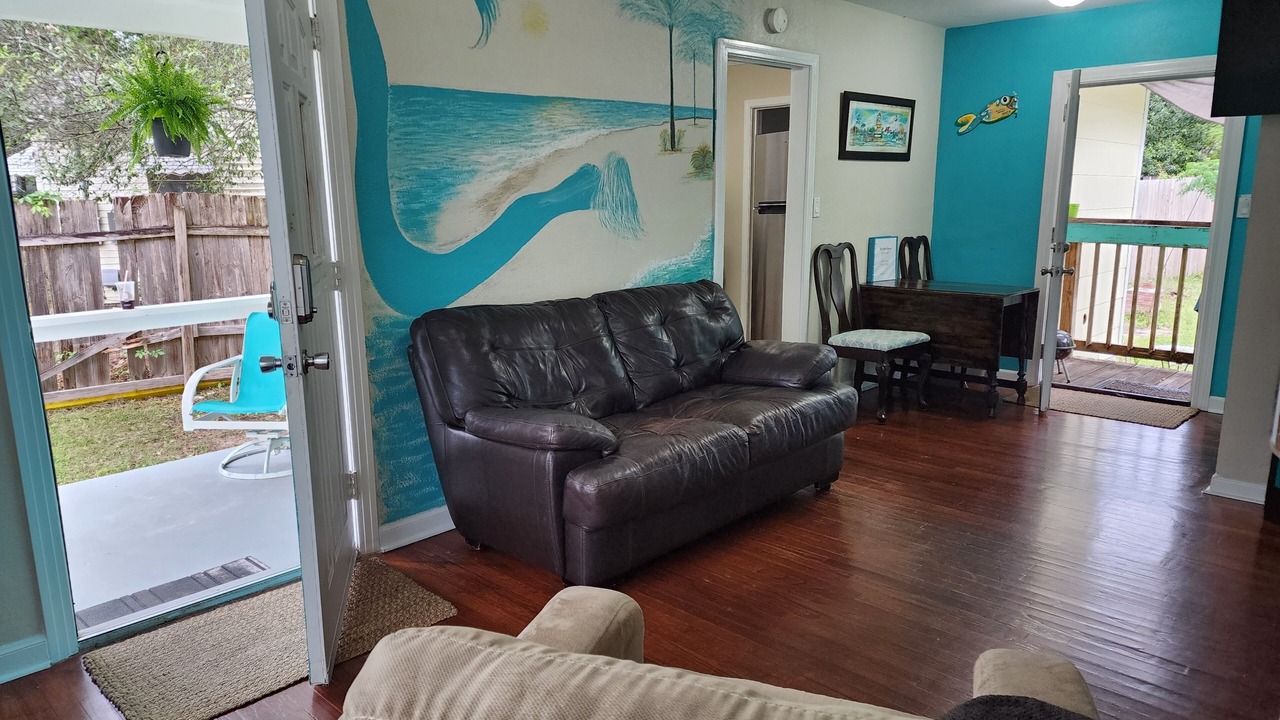 Photo of Livingroom in Pensacola